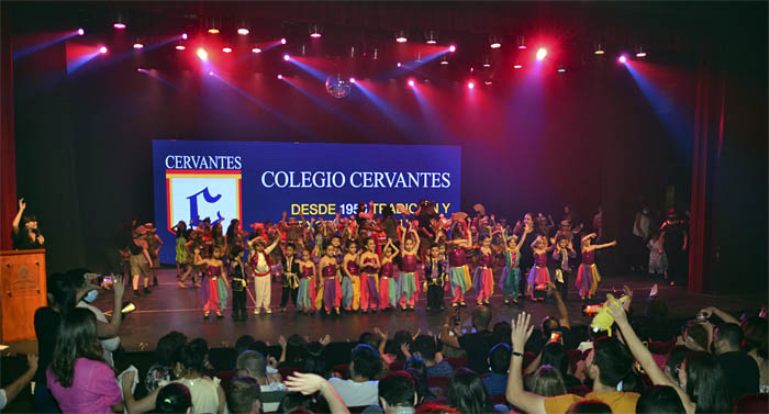 Colegio Cervantes. Acto de clausura del Nivel Inicial 2021